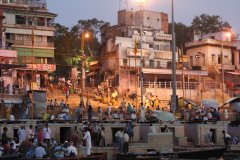 03-Ghat along the Ganges